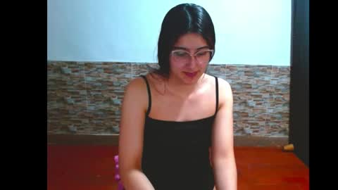 Lois online show from May 22, 1:12 am