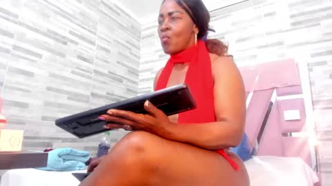 Lola online show from March 9, 12:09 pm