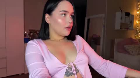 lola_razee online show from June 11, 12:20 am