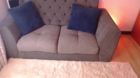 lolaandcamille online show from March 10, 4:14 pm