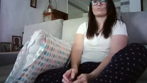 LOLA HUESO y ERIC online show from April 10, 2:55 pm