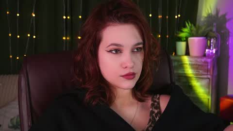 lolalemona online show from March 27, 2:18 pm