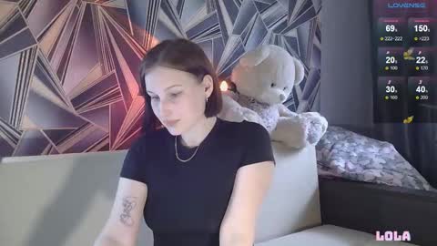 Lola online show from September 15, 8:38 am