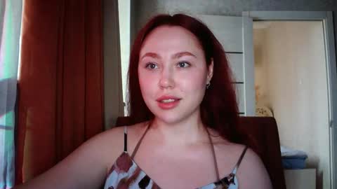 Lola online show from December 18, 9:37 am