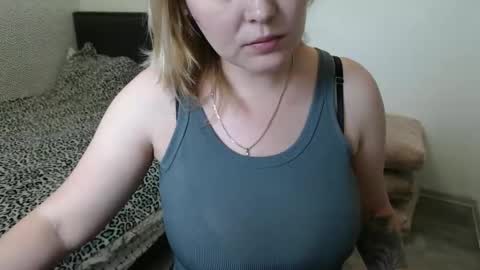 kiss online show from May 26, 8:31 am