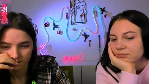 lole ti online show from January 11, 7:42 pm