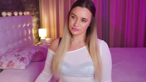 Victoria online show from March 5, 5:39 pm