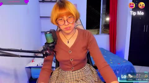 L O L Y online show from October 24, 3:07 am