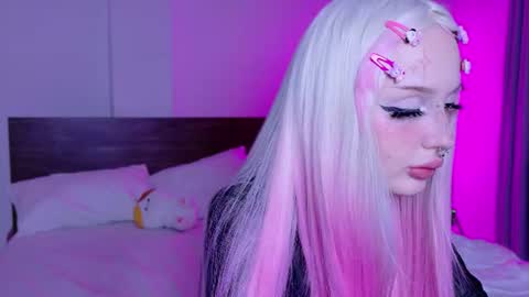 Kari online show from June 22, 3:08 pm
