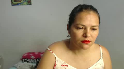 Lolyta mature1  online show from May 15, 4:14 pm