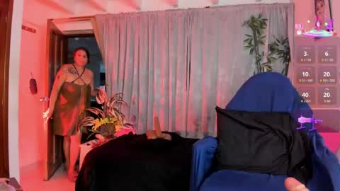Jennifer  online show from May 9, 11:33 pm