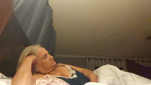 lonelylana1955 online show from October 13, 12:56 am