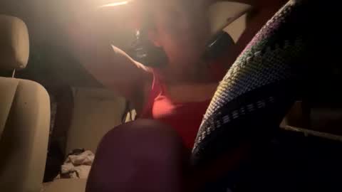 lonelymilfxoxo online show from May 21, 2:18 am