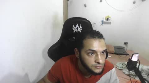 Marvin Santiago online show from April 11, 8:51 am