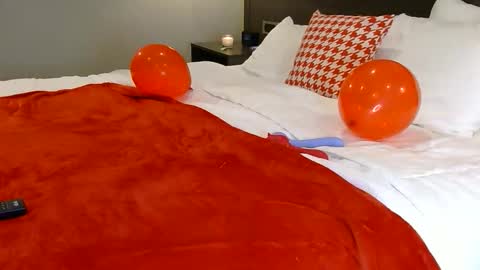 Cutenurse91 online show from December 13, 11:22 pm