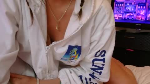 Cutenurse91 online show from July 12, 1:25 pm