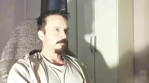 Lucas online show from November 24, 12:26 pm