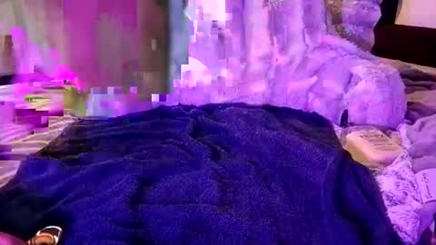 lookhim25 online show from March 16, 4:59 am