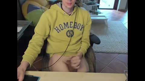 loomie online show from October 28, 12:06 pm