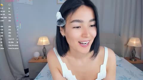 Lora control 2 min for every new Fan Club subscriber online show from November 20, 7:40 am