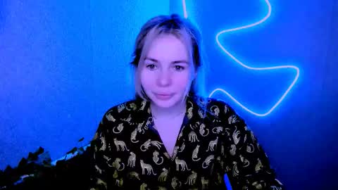 Lora online show from February 5, 3:21 am