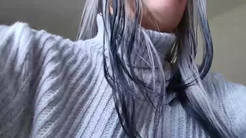   online show from October 25, 12:04 pm