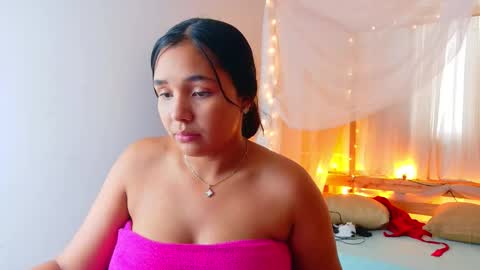 loreanis online show from January 11, 9:32 pm