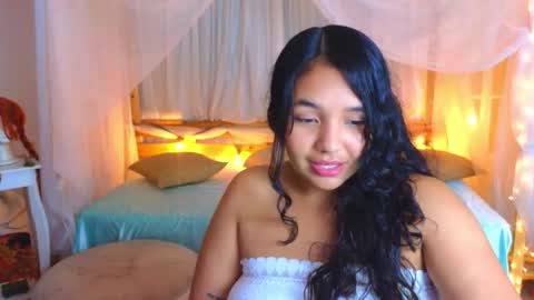 loreanis online show from November 7, 10:56 pm