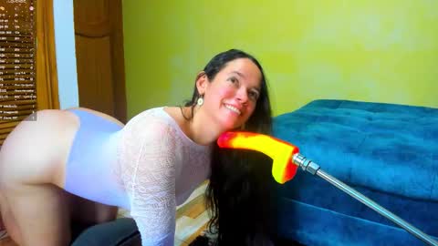 Loren Grey online show from November 17, 10:23 pm