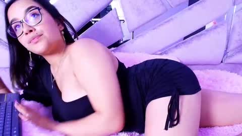  Lorein  online show from October 9, 8:47 pm