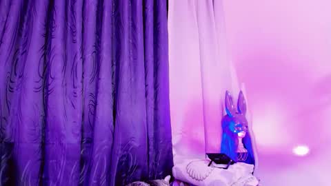 lesly lorena online show from February 15, 5:32 am