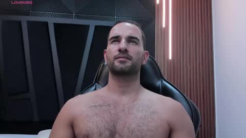  L O R E N Z O  Thumbs Up help  online show from March 12, 8:20 pm