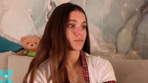 Chloe for Fan BlackHole online show from July 12, 5:38 pm