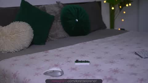Snapshot of lorettelorenaa chatting on October 6, 5:25 am LoretteLorena online show from October 6, 5:25 am