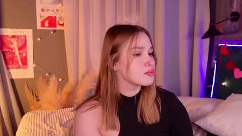 Lori online show from February 16, 12:41 am