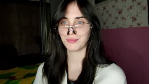 Kira online show from November 23, 3:43 pm