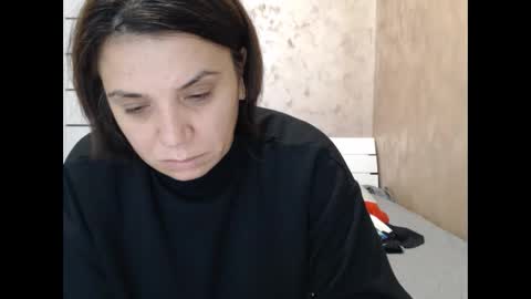 LorraGrey online show from November 6, 7:00 am