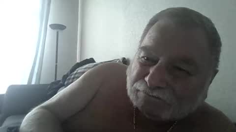 louis_chokdee online show from March 5, 4:24 pm