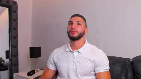 Louis online show from February 6, 9:50 pm