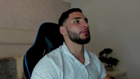 Louis online show from December 23, 7:58 am