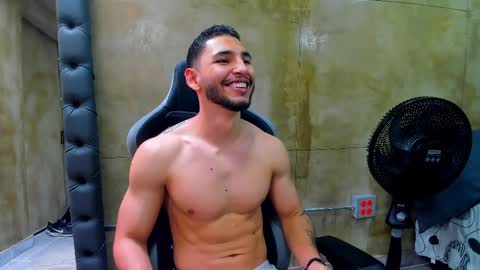 Louis online show from March 6, 8:16 pm