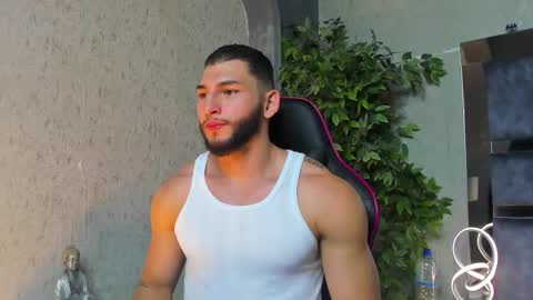 Louis online show from November 26, 7:32 pm