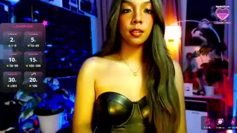 Louisa online show from June 22, 3:25 am