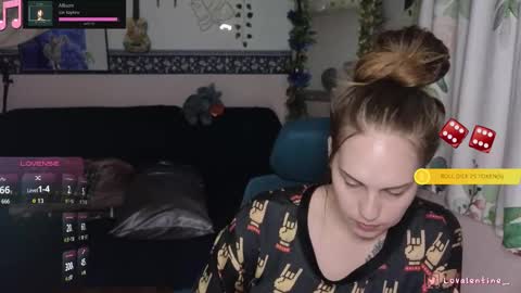 Lo Valentine online show from September 12, 6:15 am