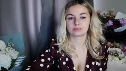 Megane online show from May 17, 9:29 am