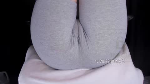 Kira online show from December 20, 2:05 pm