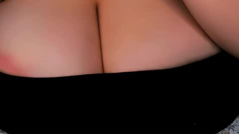 Snapshot of love_insidee chatting on October 17, 11:14 am Sailor online show from October 17, 11:14 am