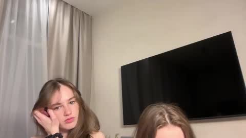Sofi   online show from May 15, 11:45 pm