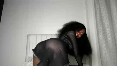 Miah online show from April 16, 2:44 am