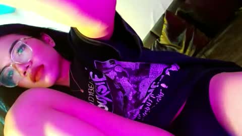 Seren online show from December 22, 2:29 am